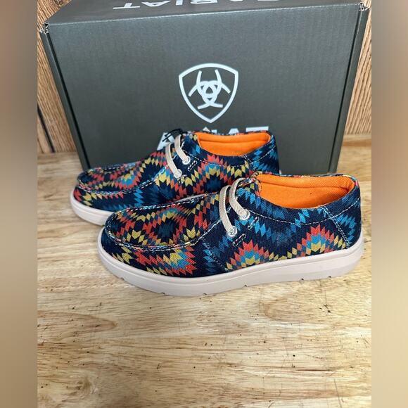 Ariat Youth Hilo’s- NWT - Picture 4 of 5